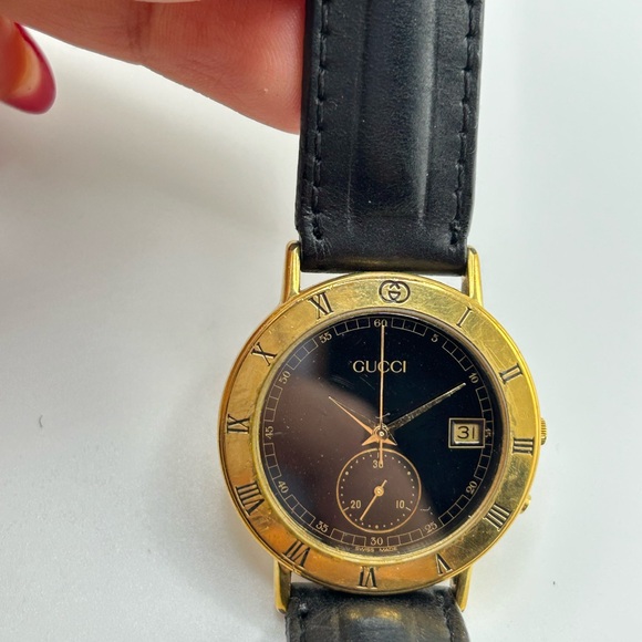 Gucci 3800 Jr Ladies Wristwatch 18k Gold Plated Case Leather Wrstbd 502